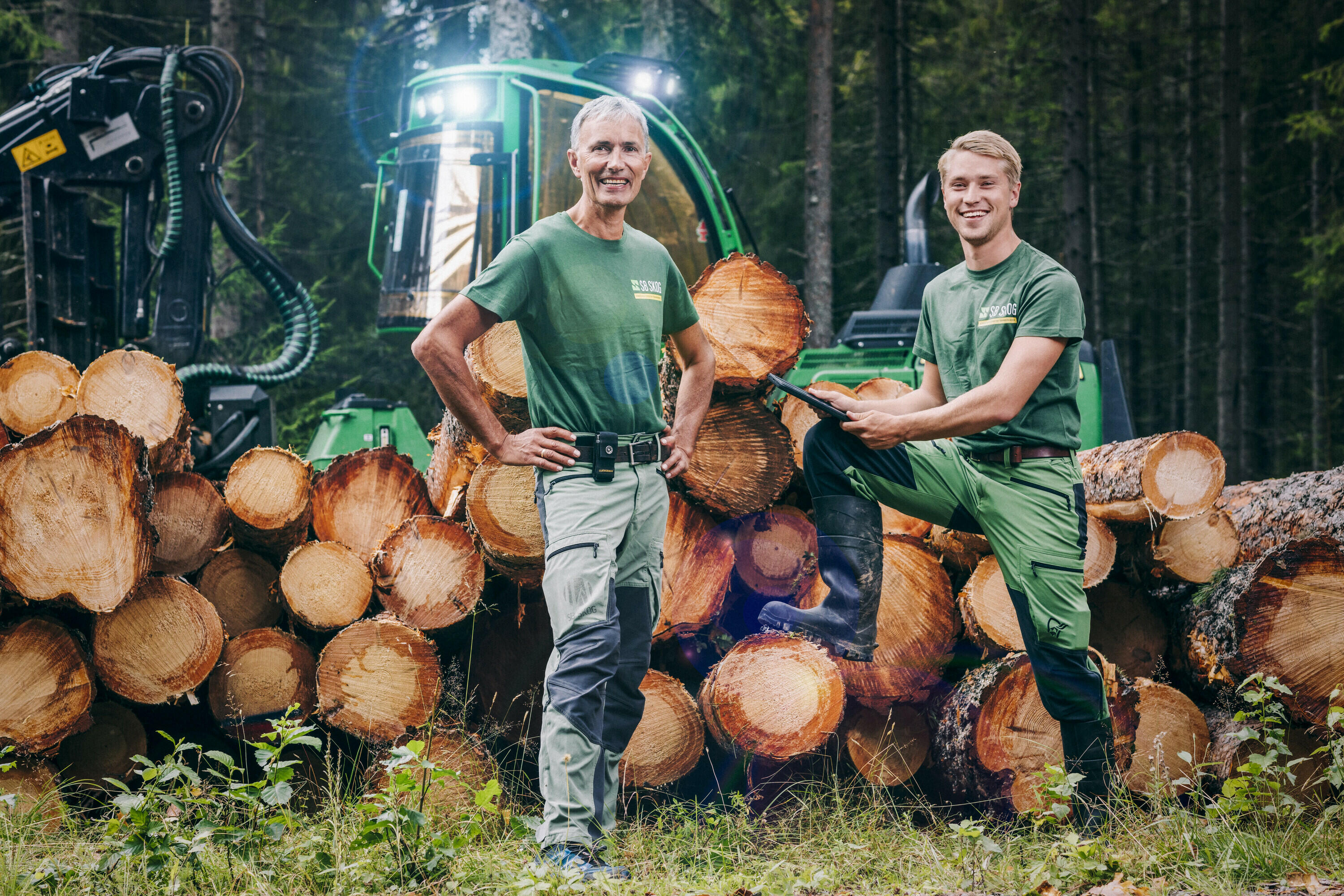 Vi tar oss av alt som skjer i skogen, fra hogst til foryngelse